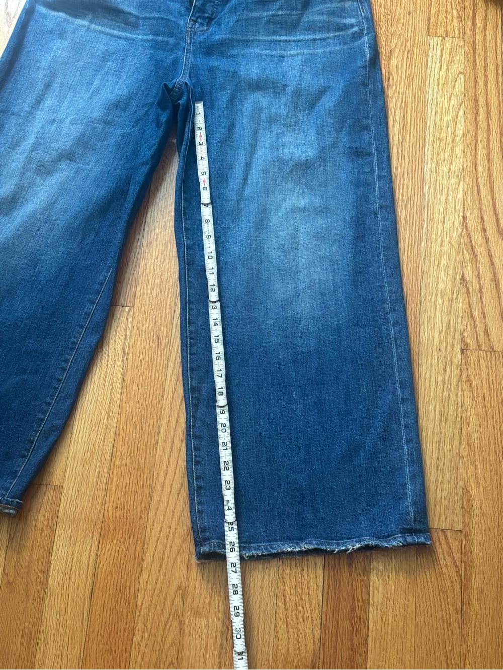 Madewell High Rise Wide Leg Crop Jeans Raw Hem Medium Wash Size 33 (Women’s 16) - Picture 7 of 10